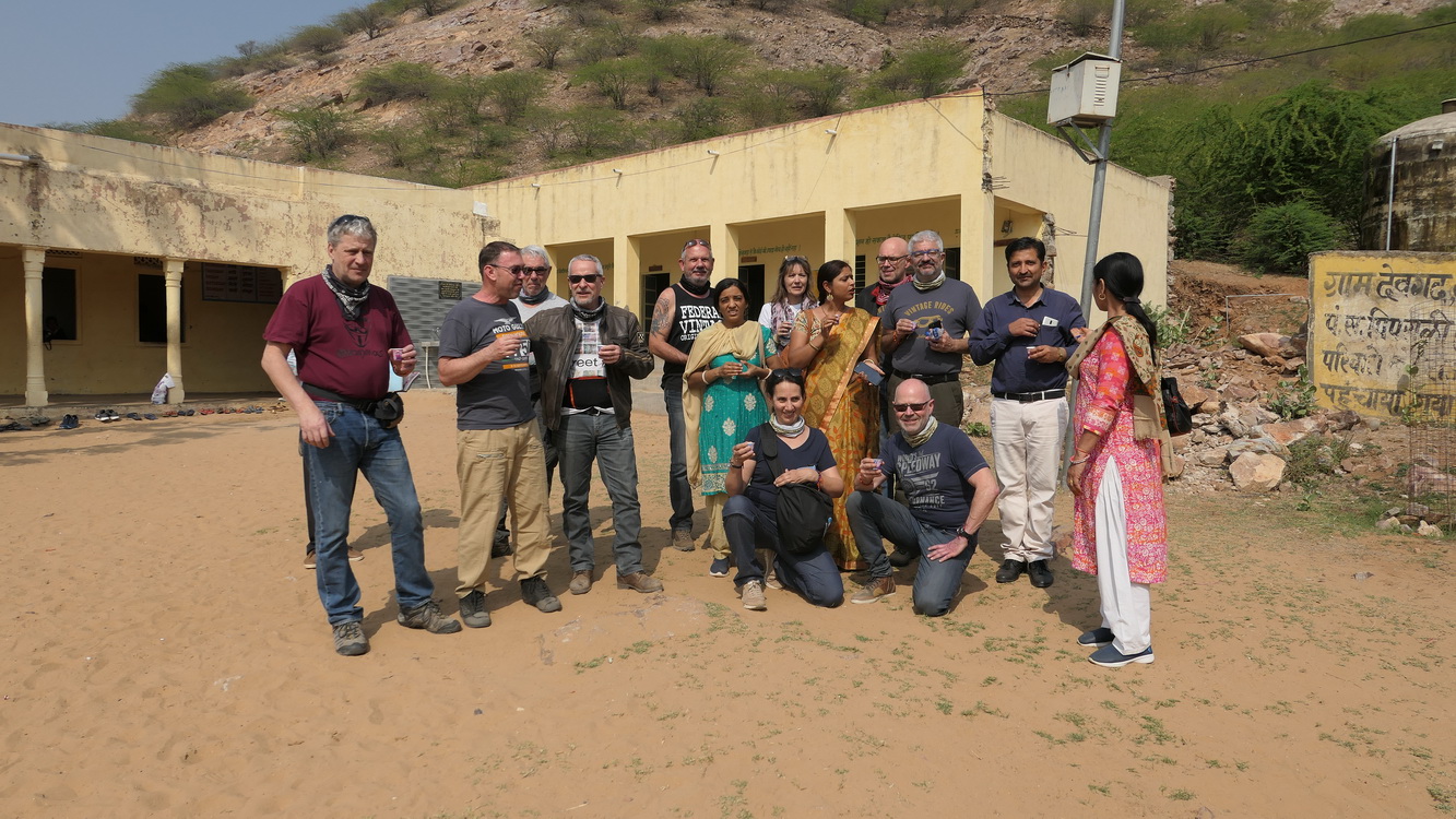 Remerciements, ils nous offrent le thé Jour 3