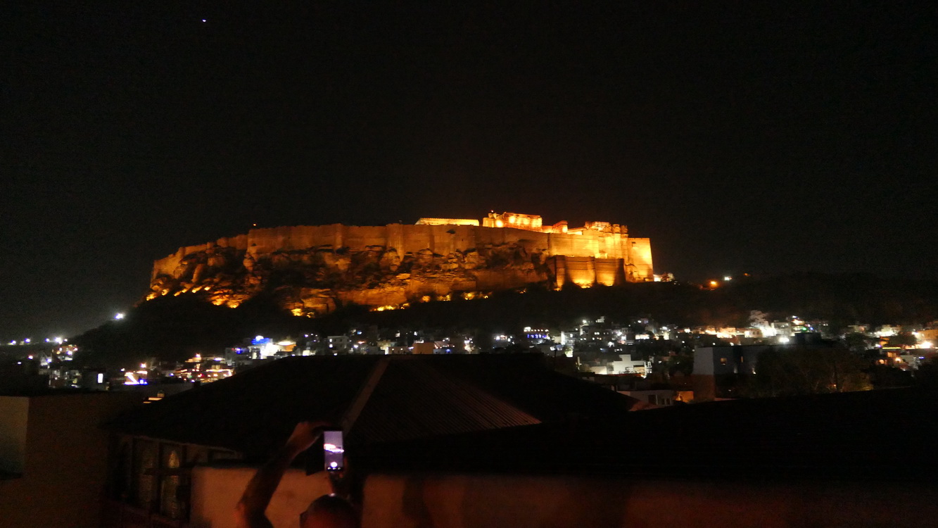 Le fort éclairé Pushkar vers Jodhpur
