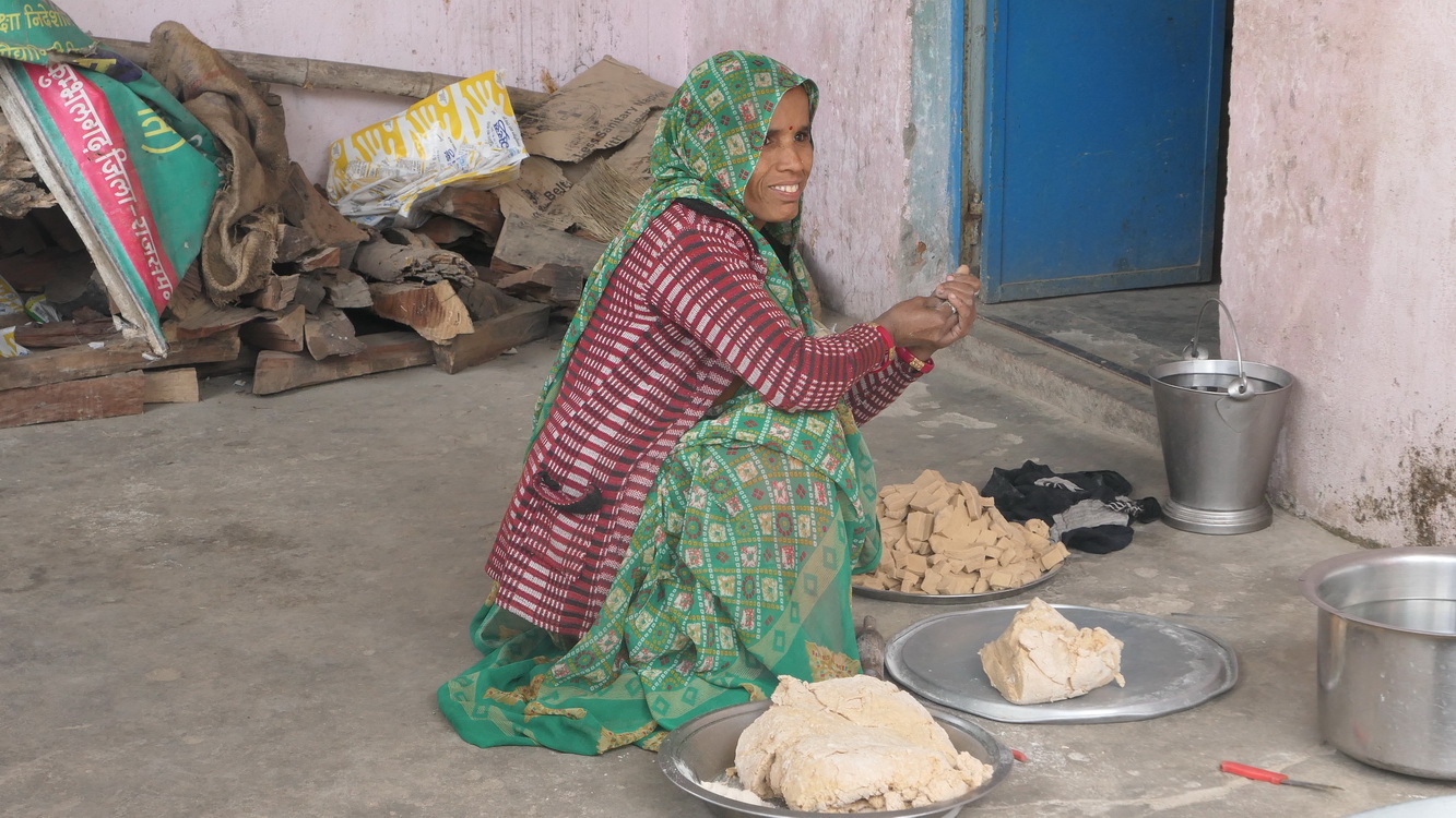 Les cuisine de la cantine à l'école Jour 6 - Udaipur