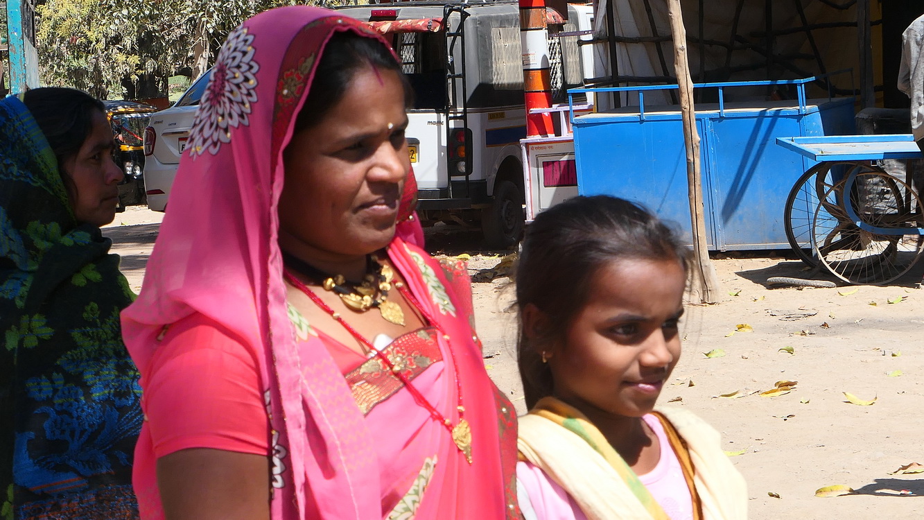Arrêt dans un village : portraits Image