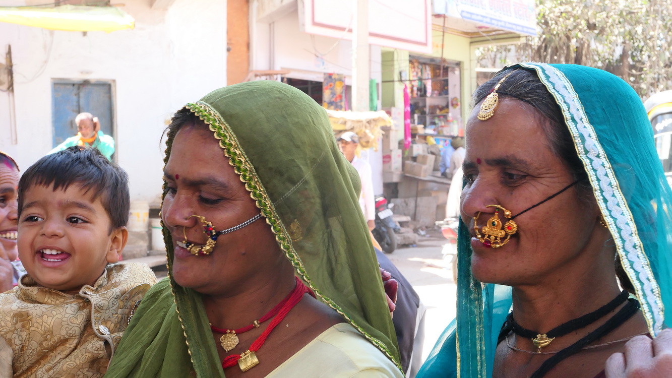 Arrêt dans un village : portraits Image